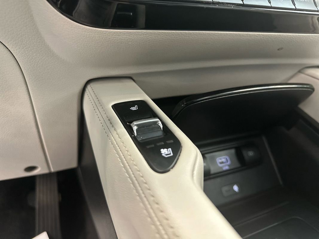 Used 2022 Kia Telluride EX image 30