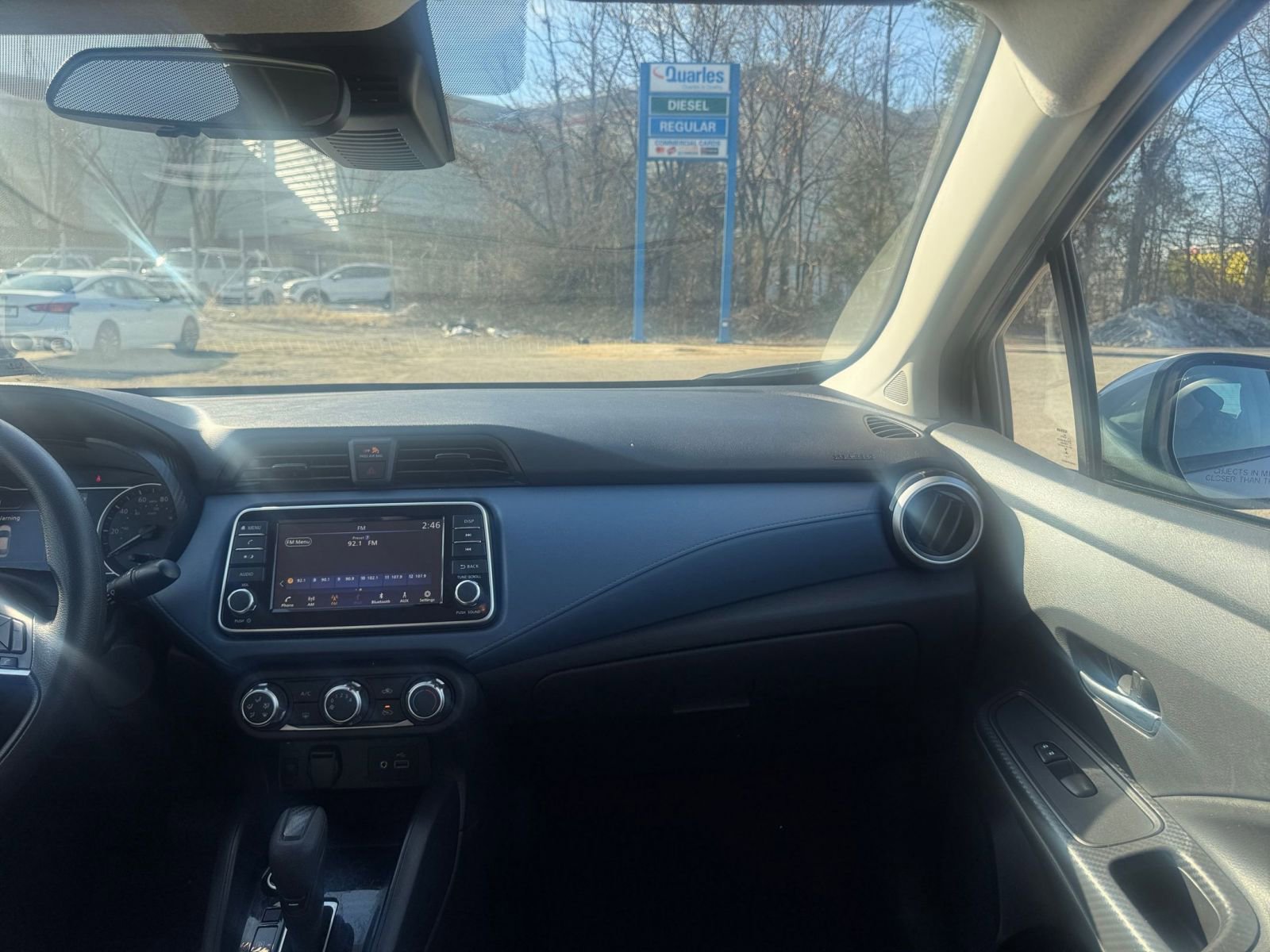 Used 2025 Nissan Versa SV image 33