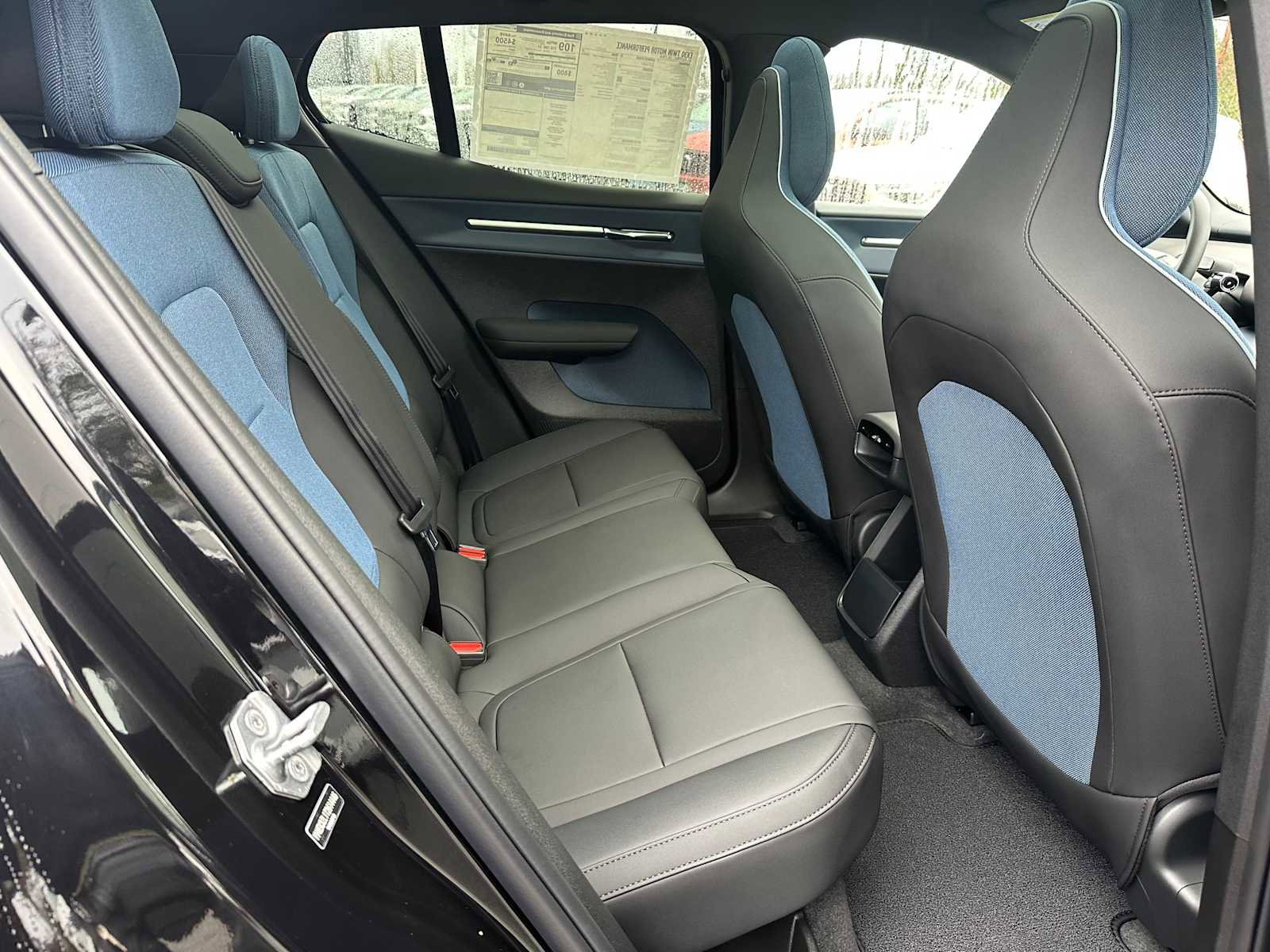 New 2026 Volvo EX30 Ultra w/ Protection Package image 12