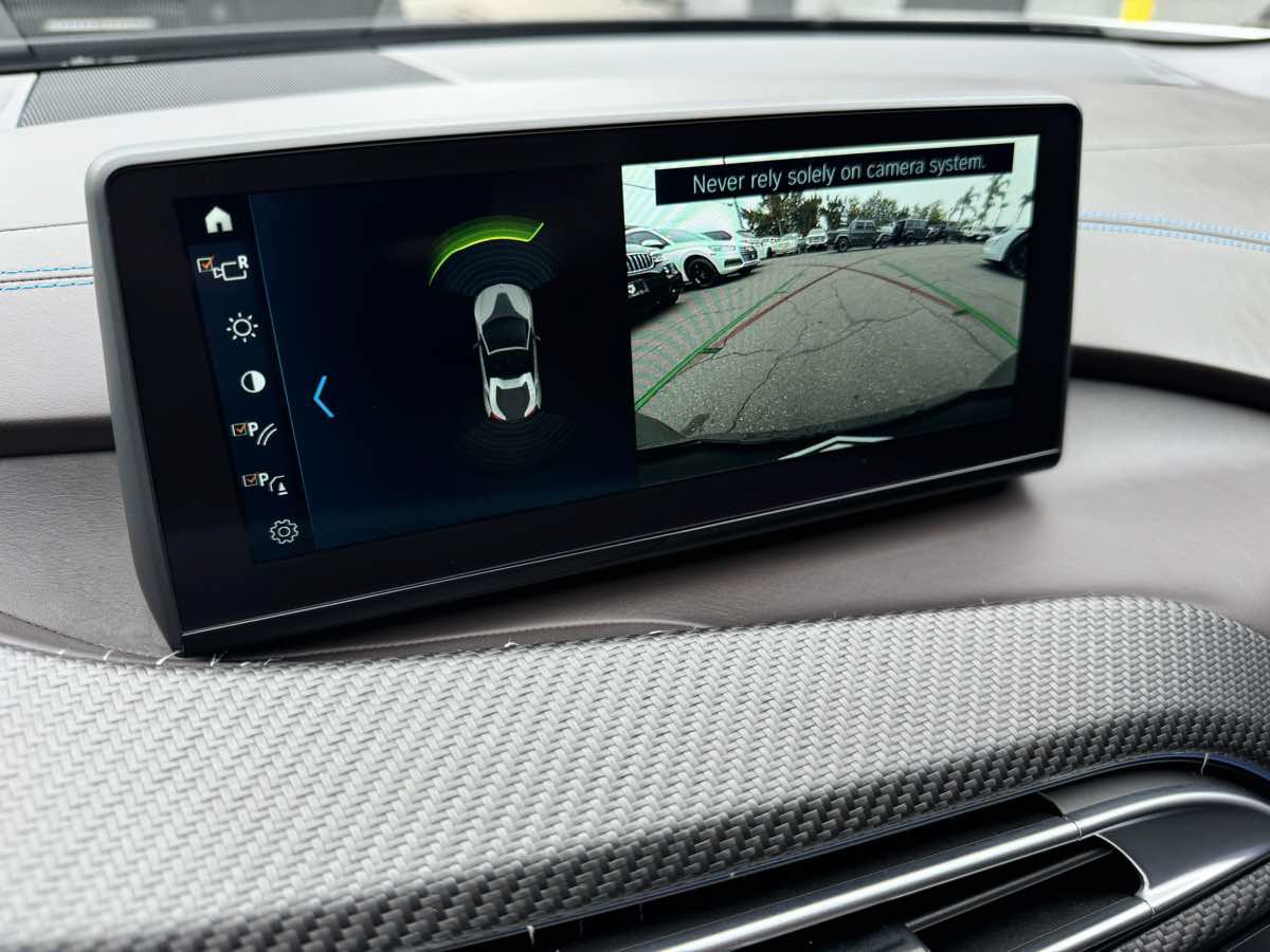 Used 2019 BMW i8 Roadster AWD/4WD image 24