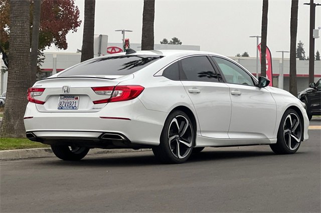 Used 2022 Honda Accord Sport image 4