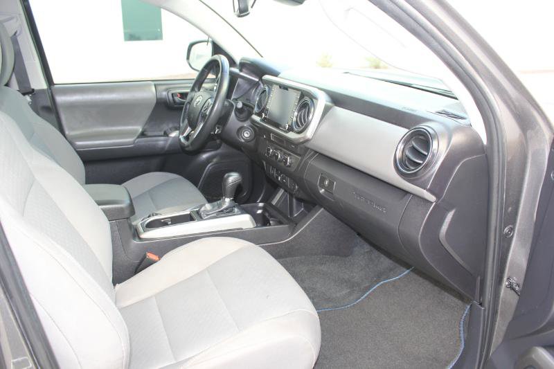 Used 2022 Toyota Tacoma SR5 image 19