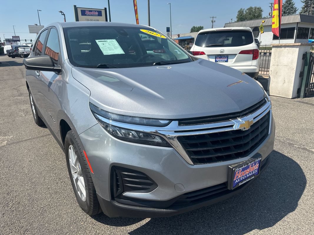 Used 2023 Chevrolet Equinox LS w/ LS Convenience Package AWD/4WD image 7