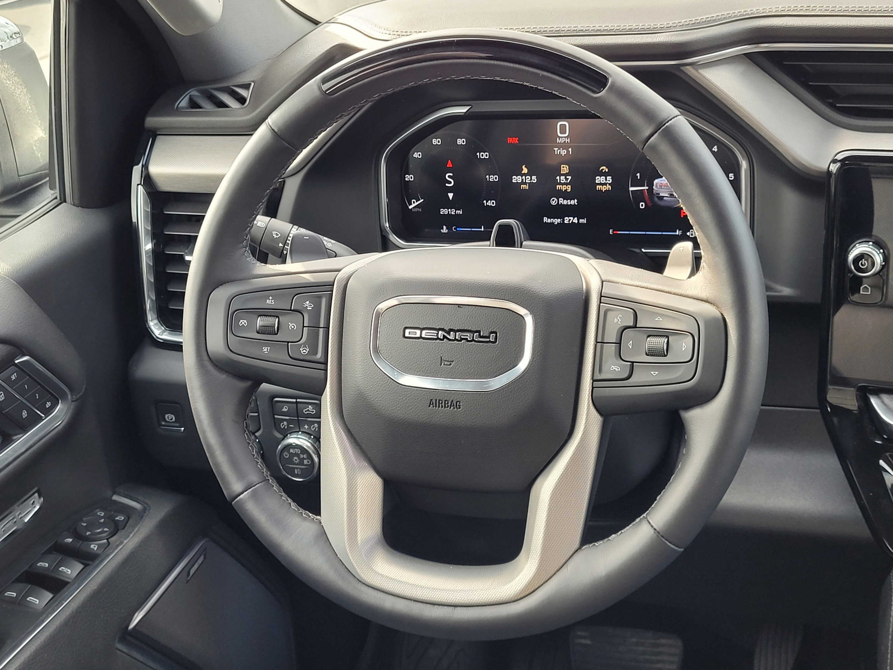 Used 2026 GMC Sierra 1500 Denali w/ Technology Package AWD/4WD image 12