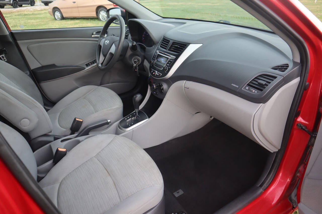 Used 2017 Hyundai Accent SE FWD image 24