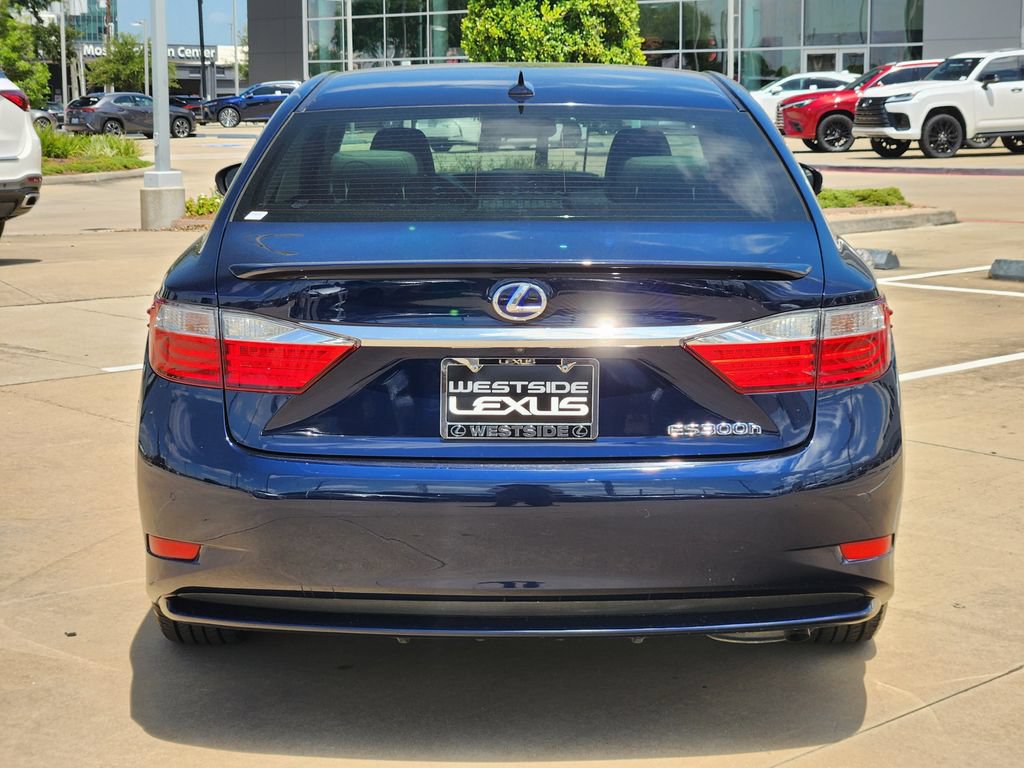 Used 2013 Lexus ES 300h w/ Luxury Pkg FWD image 6