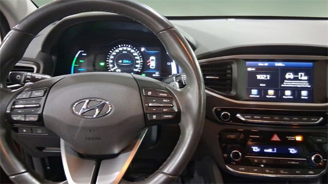 Used 2019 Hyundai Ioniq SEL image 12