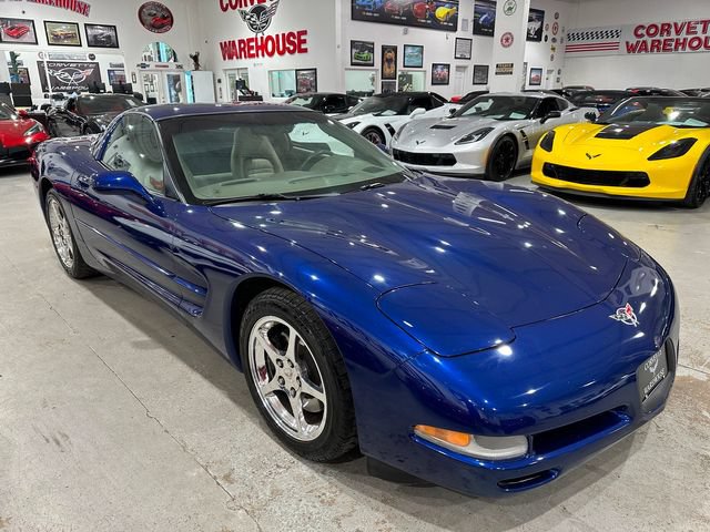 Used 2004 Chevrolet Corvette Coupe w/ Preferred Equipment Group RWD image 22