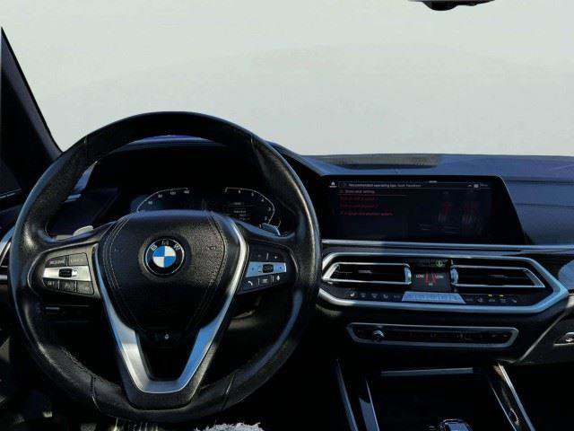 Used 2020 BMW X5 xDrive50i w/ Premium Package AWD/4WD image 29