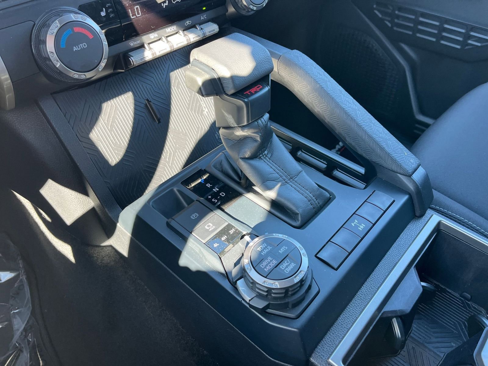 Used 2025 Toyota Tacoma TRD Off-Road image 41