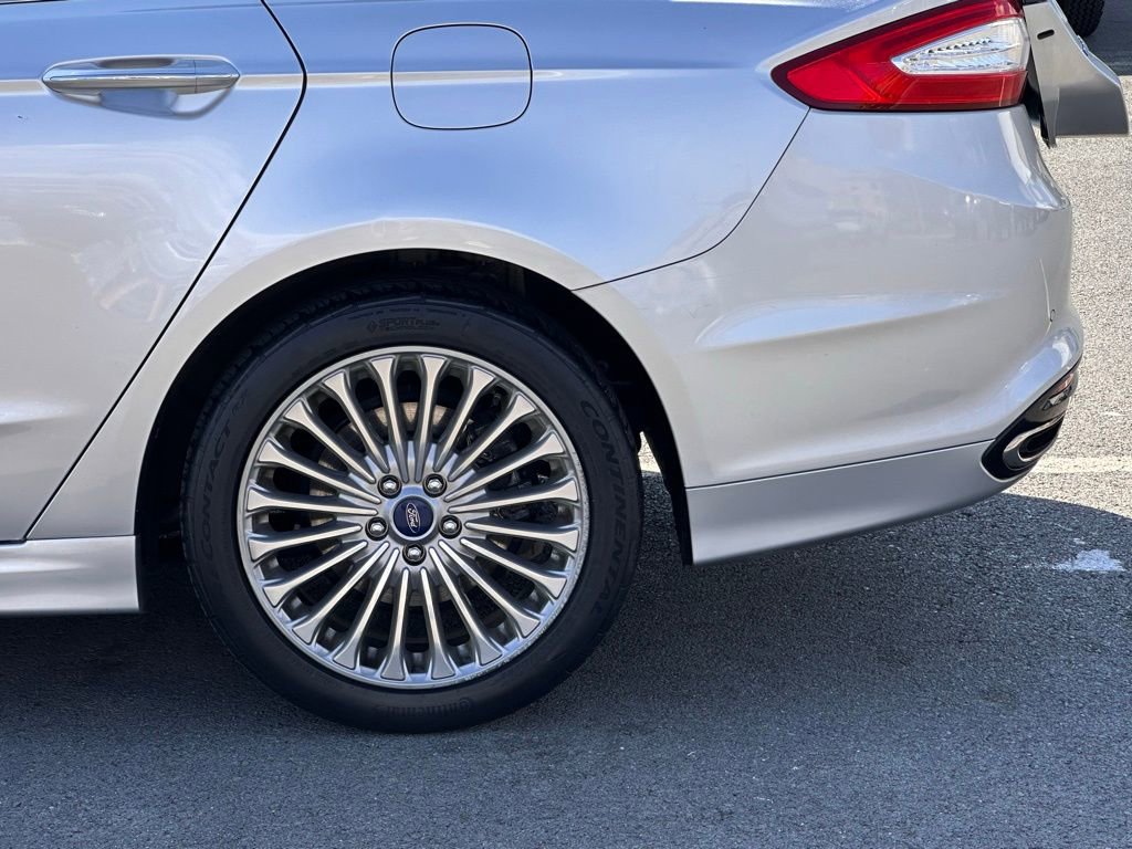 Used 2016 Ford Fusion Titanium image 37