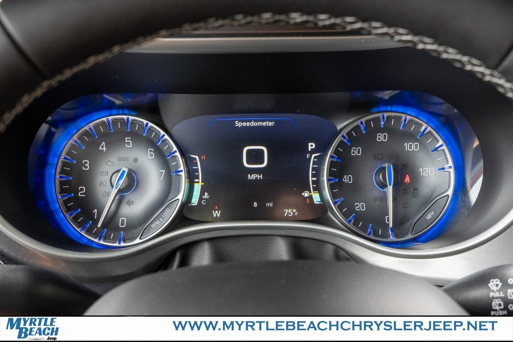 New 2026 Chrysler Pacifica Select image 26