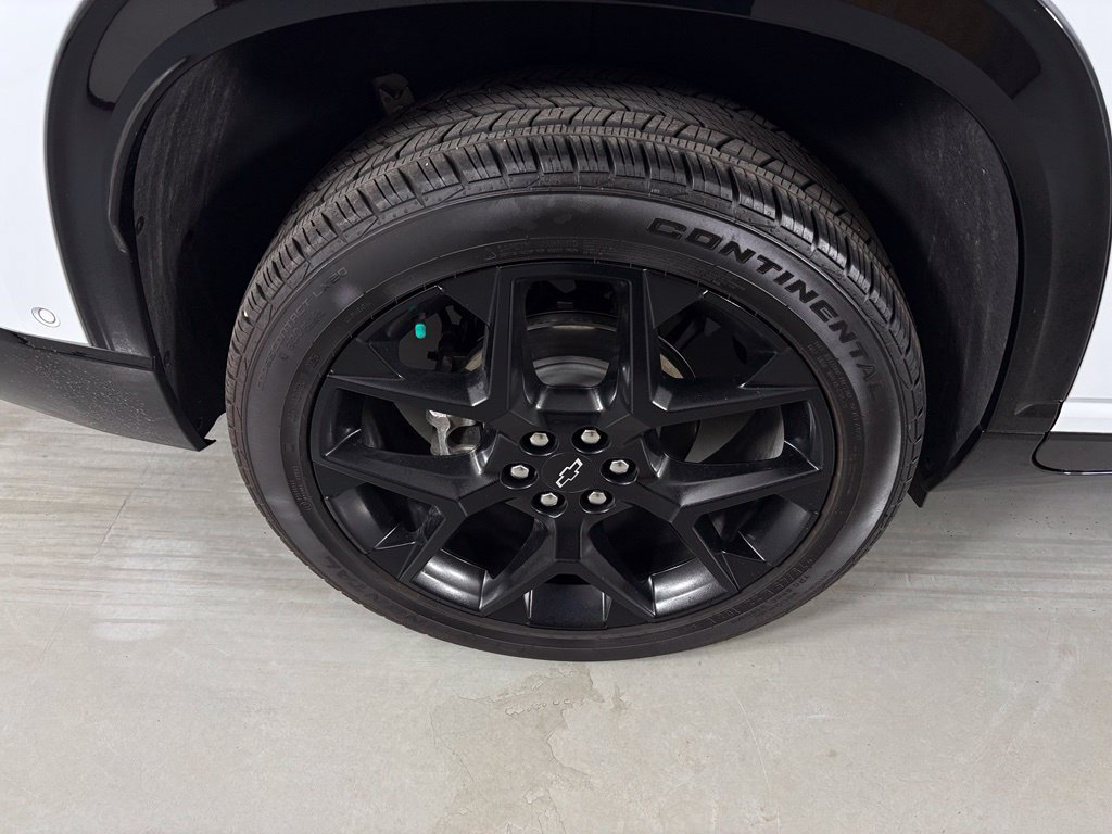 Certified 2026 Chevrolet Traverse RS w/ LPO, Floor Liner Package FWD image 13