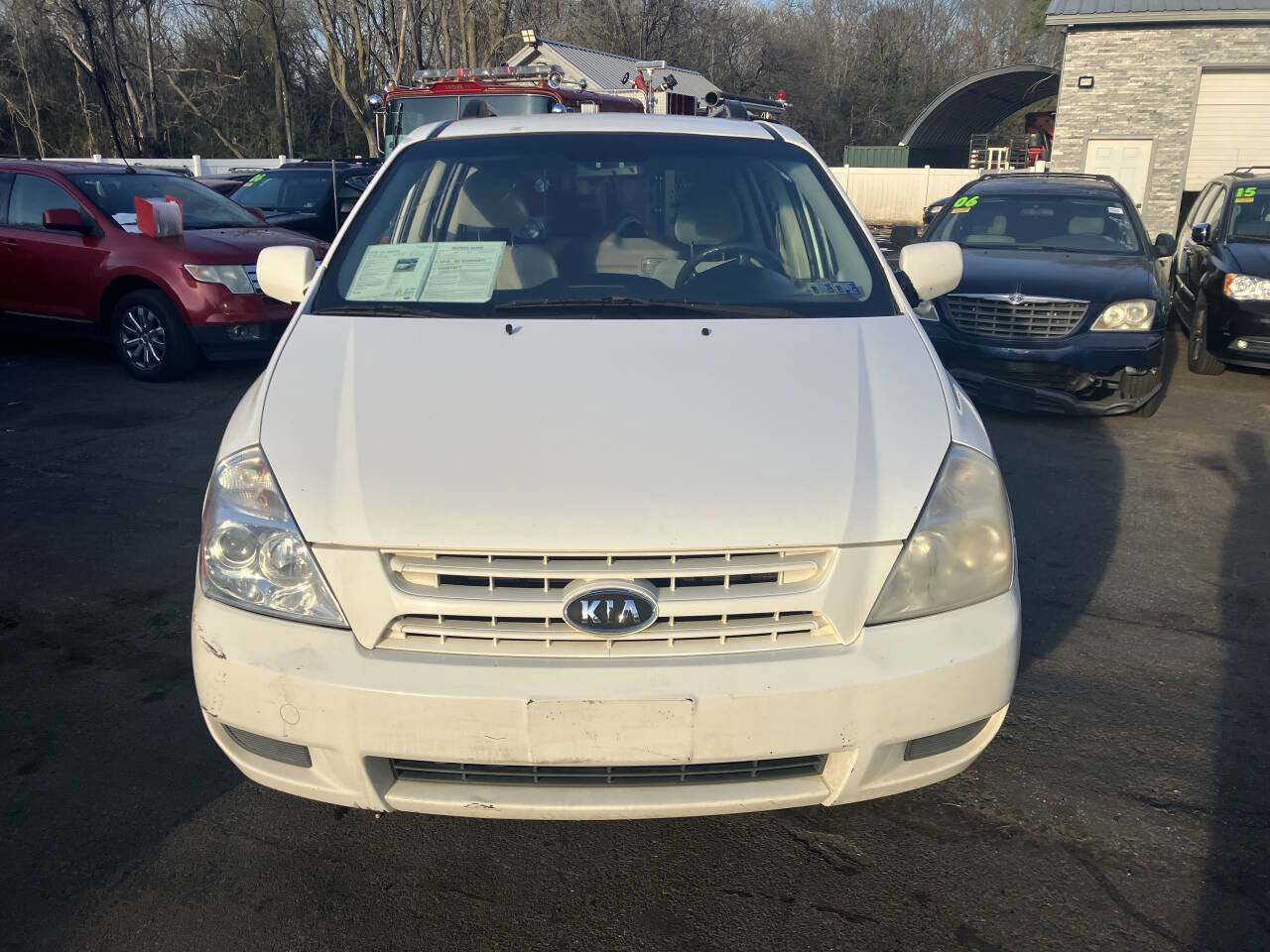 Used 2008 Kia Sedona w/ Convenience Pkg image 4