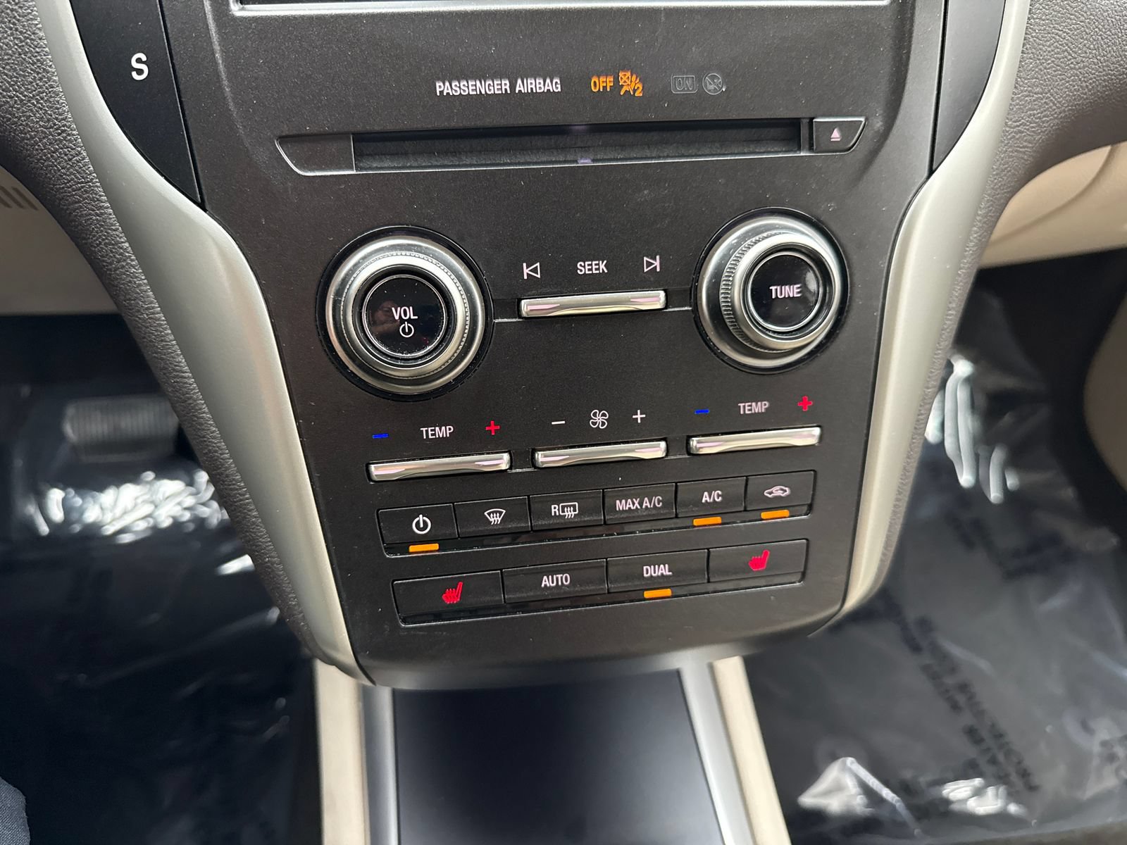 Used 2019 Lincoln MKC Premiere FWD image 29