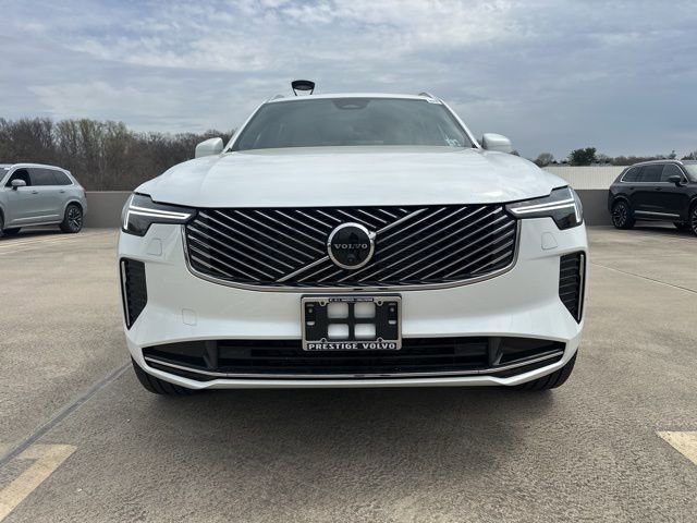 New 2026 Volvo XC90 B6 Plus w/ Protection Package Premier AWD/4WD image 2