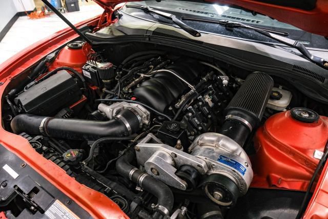 Used 2010 Chevrolet Camaro SS w/ LPO, Ground Effects Package RWD image 36