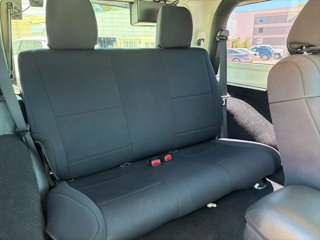Used 2013 Jeep Wrangler Sport AWD/4WD image 13
