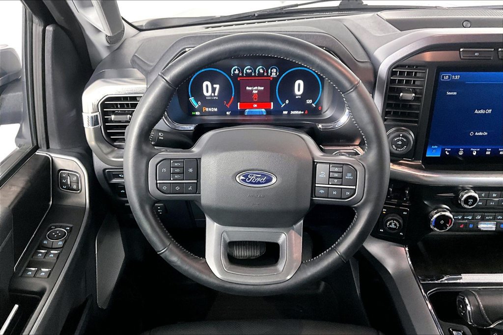 Used 2023 Ford F150 Lariat w/ Max Trailer Tow Package AWD/4WD image 5