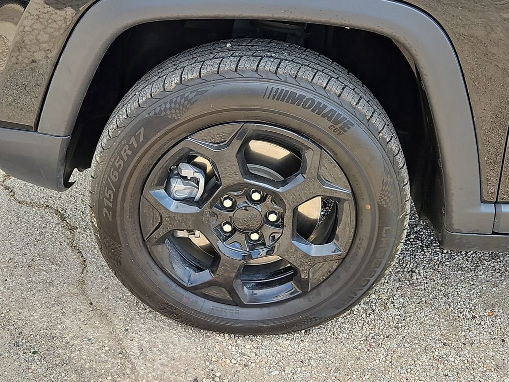 Used 2023 Jeep Compass Trailhawk w/ Trailhawk Elite Group image 14