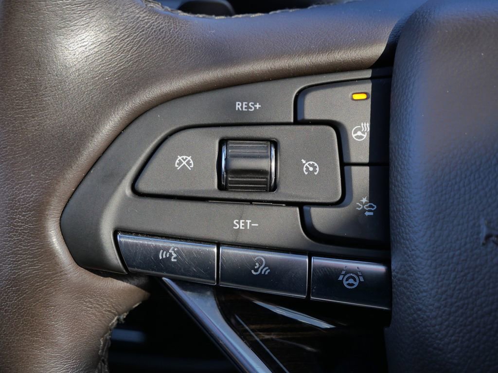 Used 2022 Cadillac Escalade ESV Sport w/ Touring Package image 39