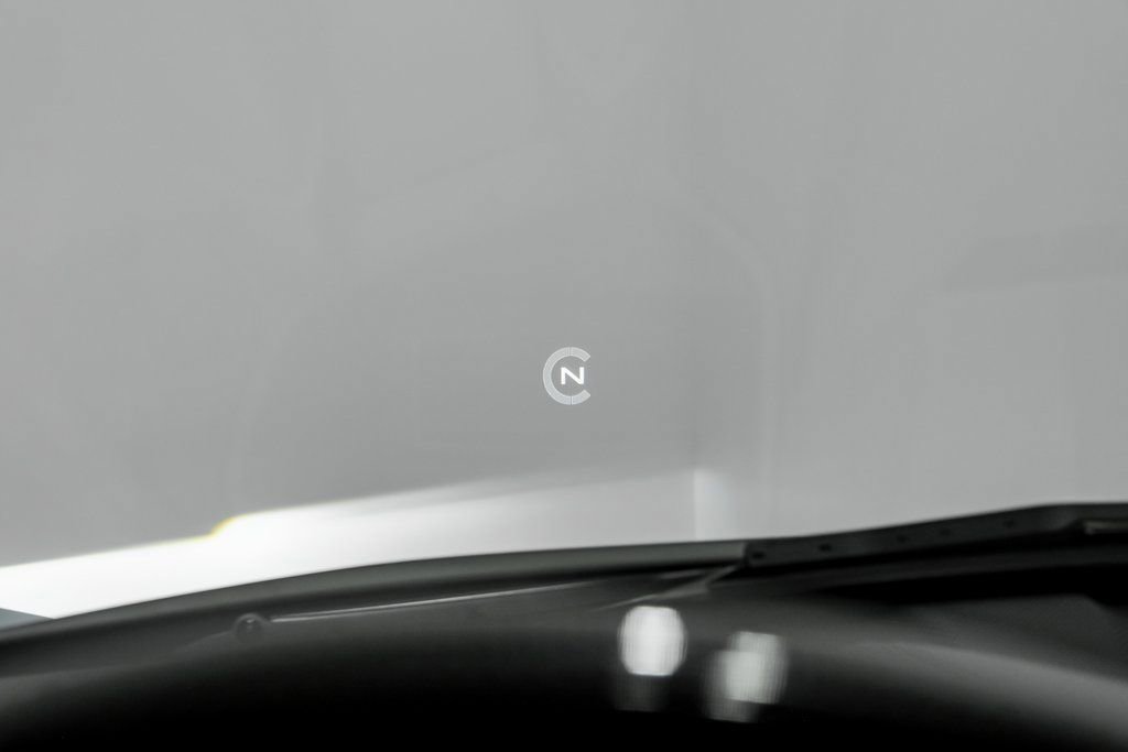 Used 2022 Ferrari SF90 Spider image 19