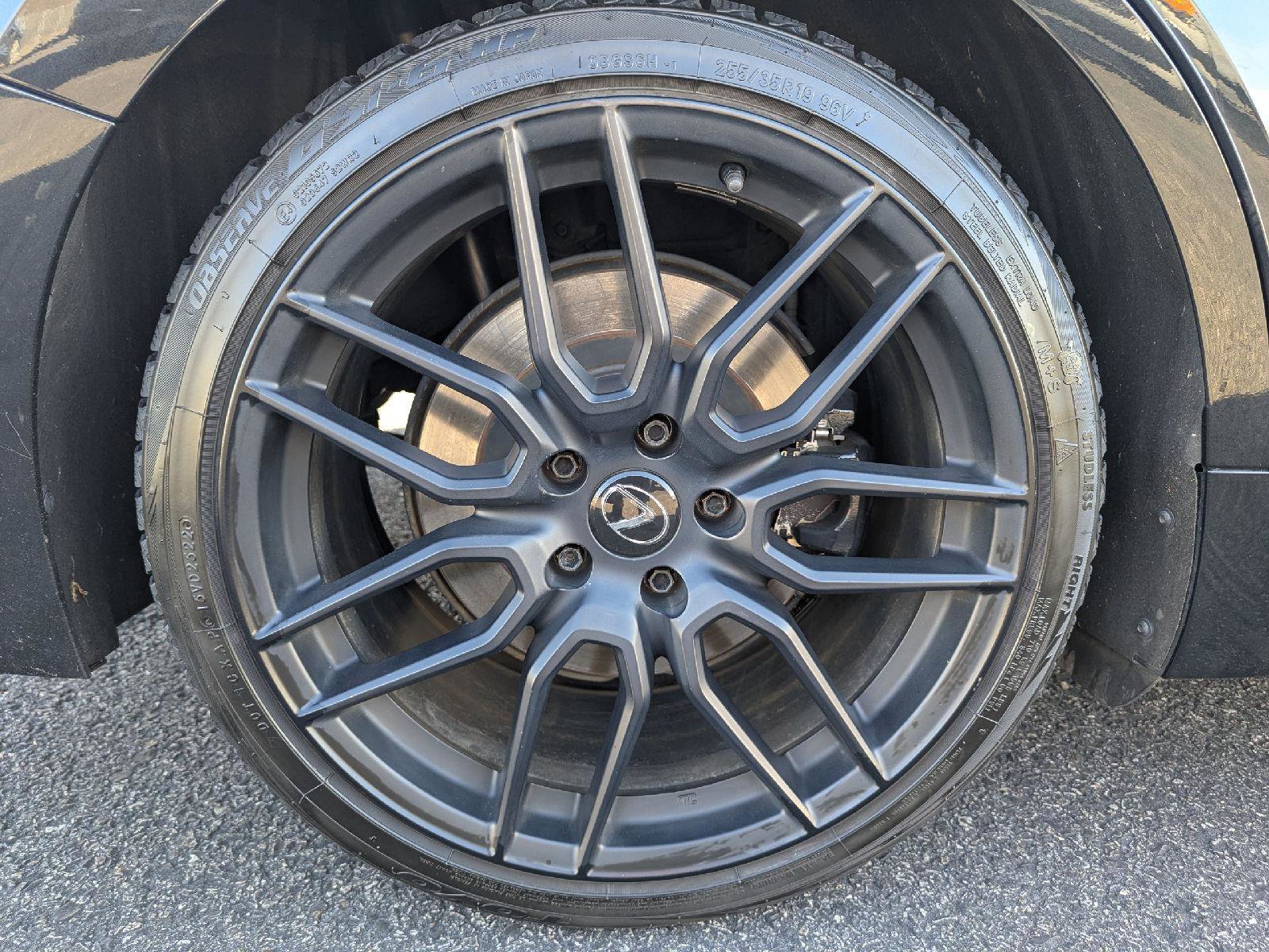 Used 2023 Lexus IS 500 image 11