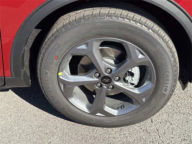 New 2026 Ford Escape ST-Line w/ Cold Weather Package image 9