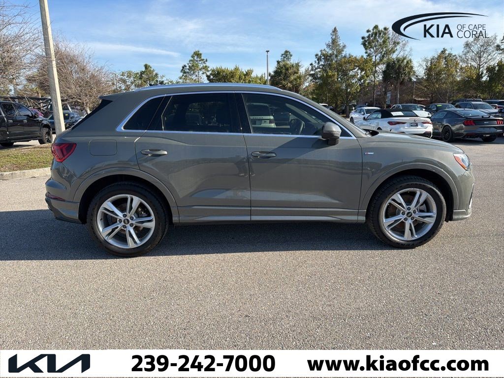Used 2022 Audi Q3 2.0T Premium w/ Convenience Package
