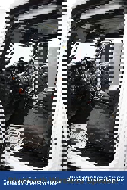 Used 2024 Jeep Gladiator Mojave w/ Technology Group image 18