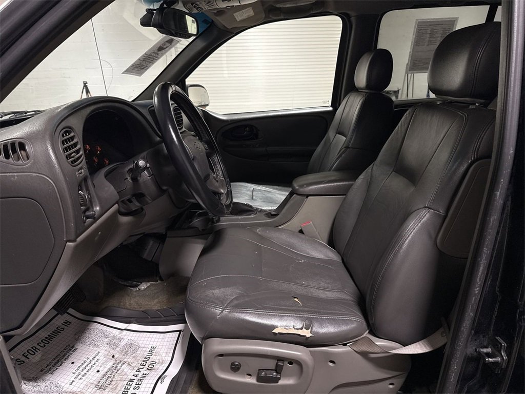 Used 2003 Chevrolet TrailBlazer LT image 18