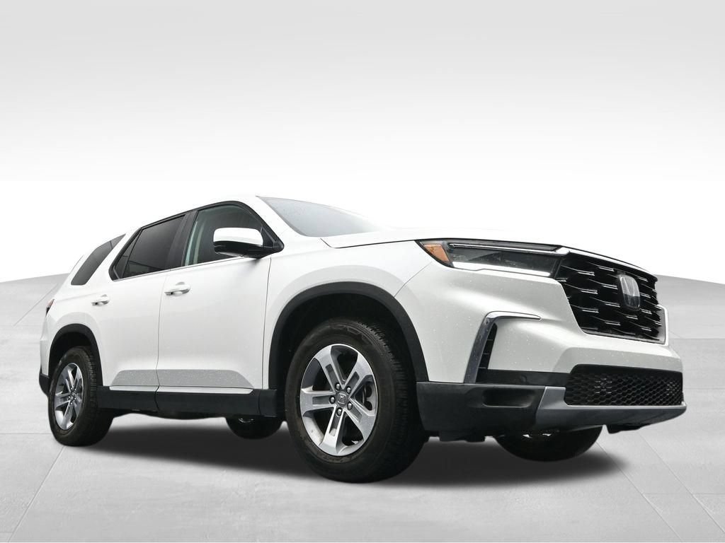Certified 2025 Honda Pilot EX-L image 32