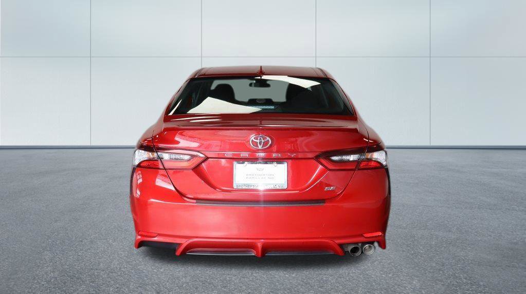 Used 2024 Toyota Camry SE w/ Cold Weather Package FWD image 4