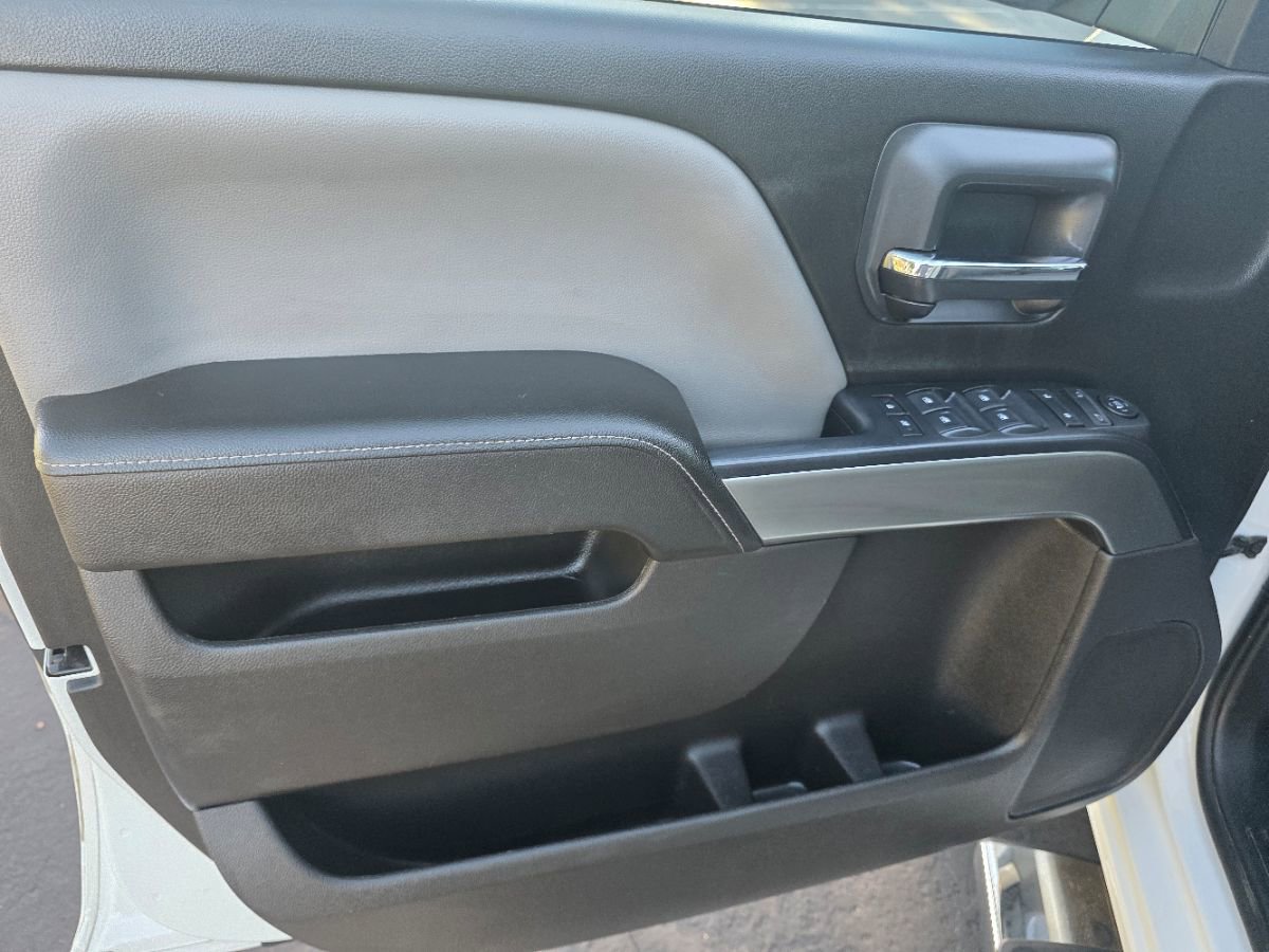 Used 2018 Chevrolet Silverado 1500 LT w/ LT Eassist Package image 28