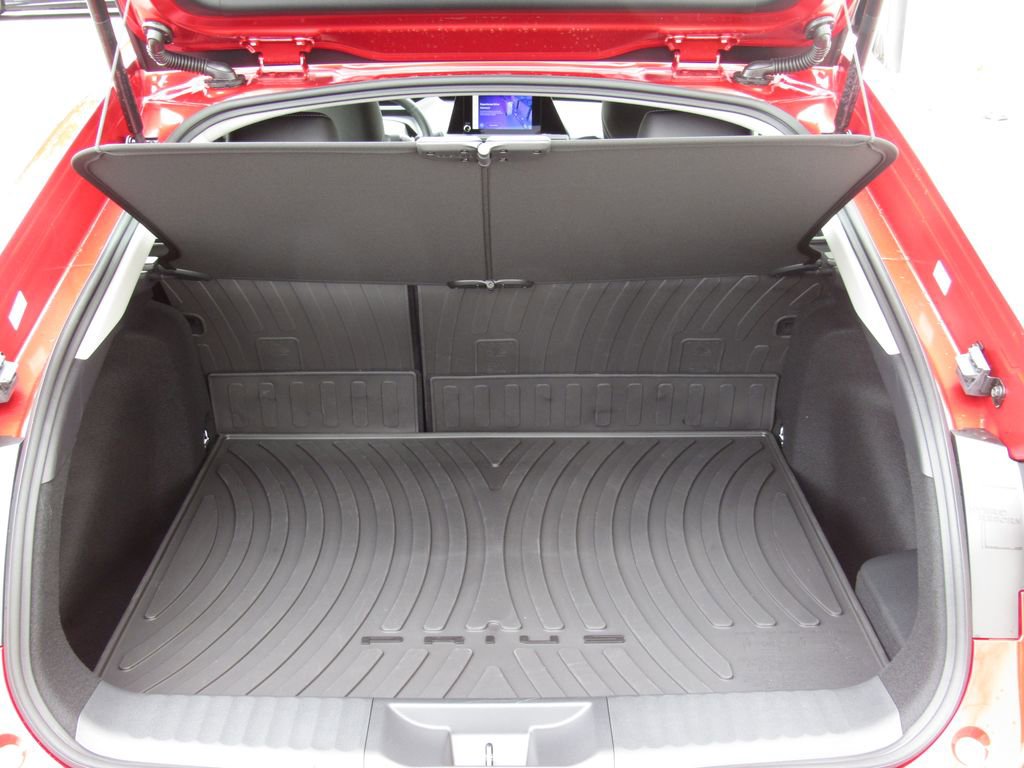 New 2026 Toyota Prius XLE FWD image 21