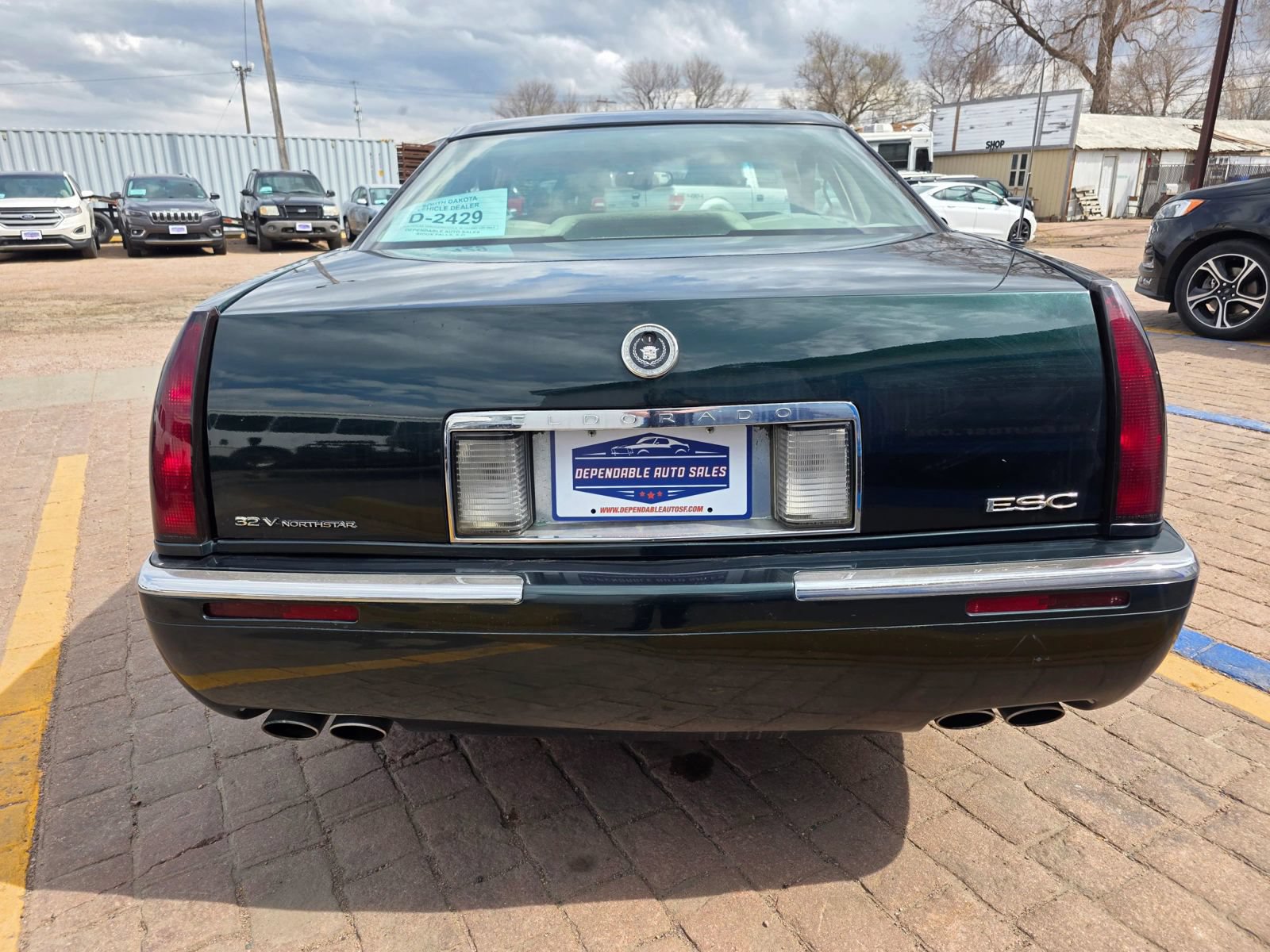 Used 2000 Cadillac Eldorado ESC w/ Comfort/Convenience Pkg FWD image 6