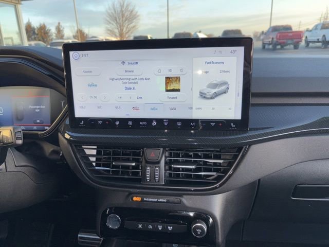 Certified 2023 Ford Escape ST-Line w/ Tech Pack #1 AWD/4WD image 9