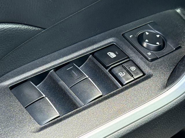 Used 2021 Toyota RAV4 XLE Premium image 21