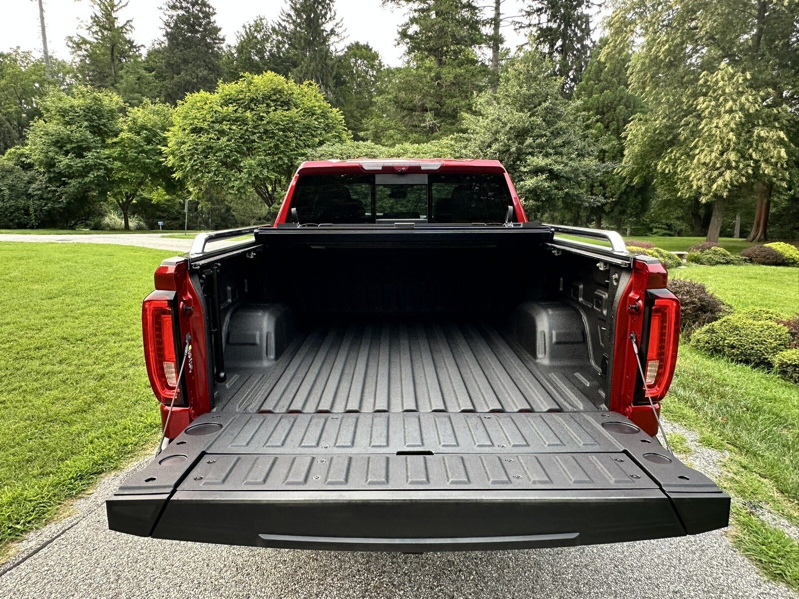 Used 2022 GMC Sierra 1500 Denali w/ Denali Reserve Package AWD/4WD image 25