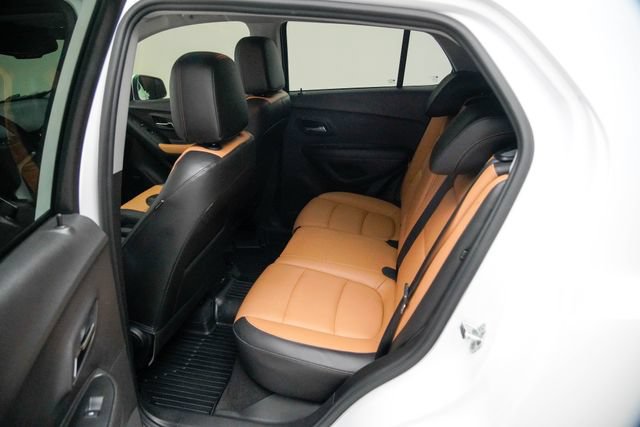 Used 2018 Chevrolet Trax Premier FWD image 24