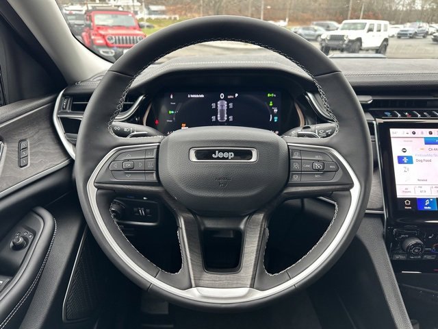 New 2024 Jeep Grand Cherokee Limited 4xe image 13