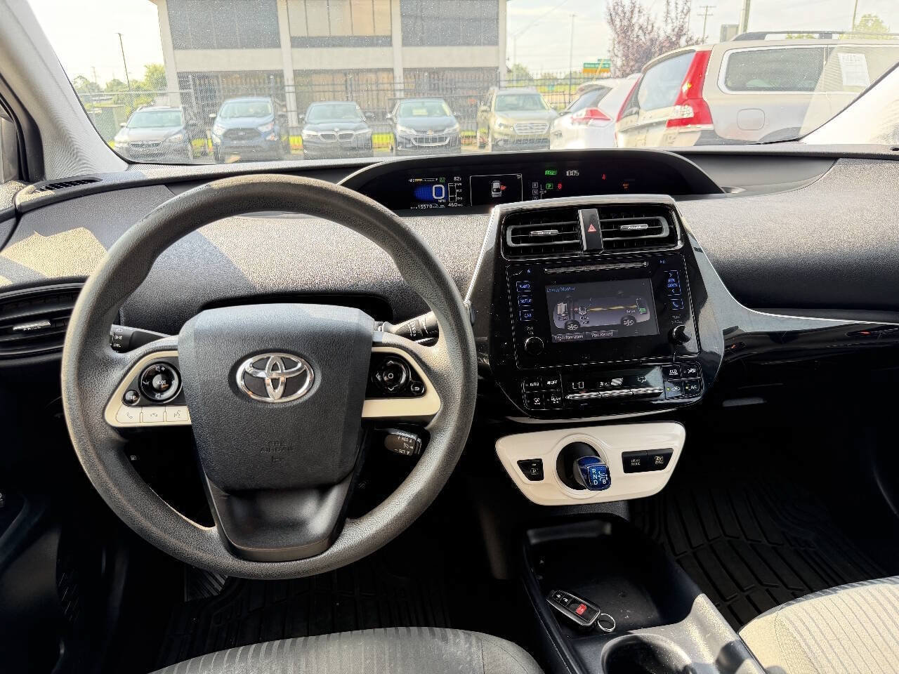 Used 2016 Toyota Prius Two FWD image 16