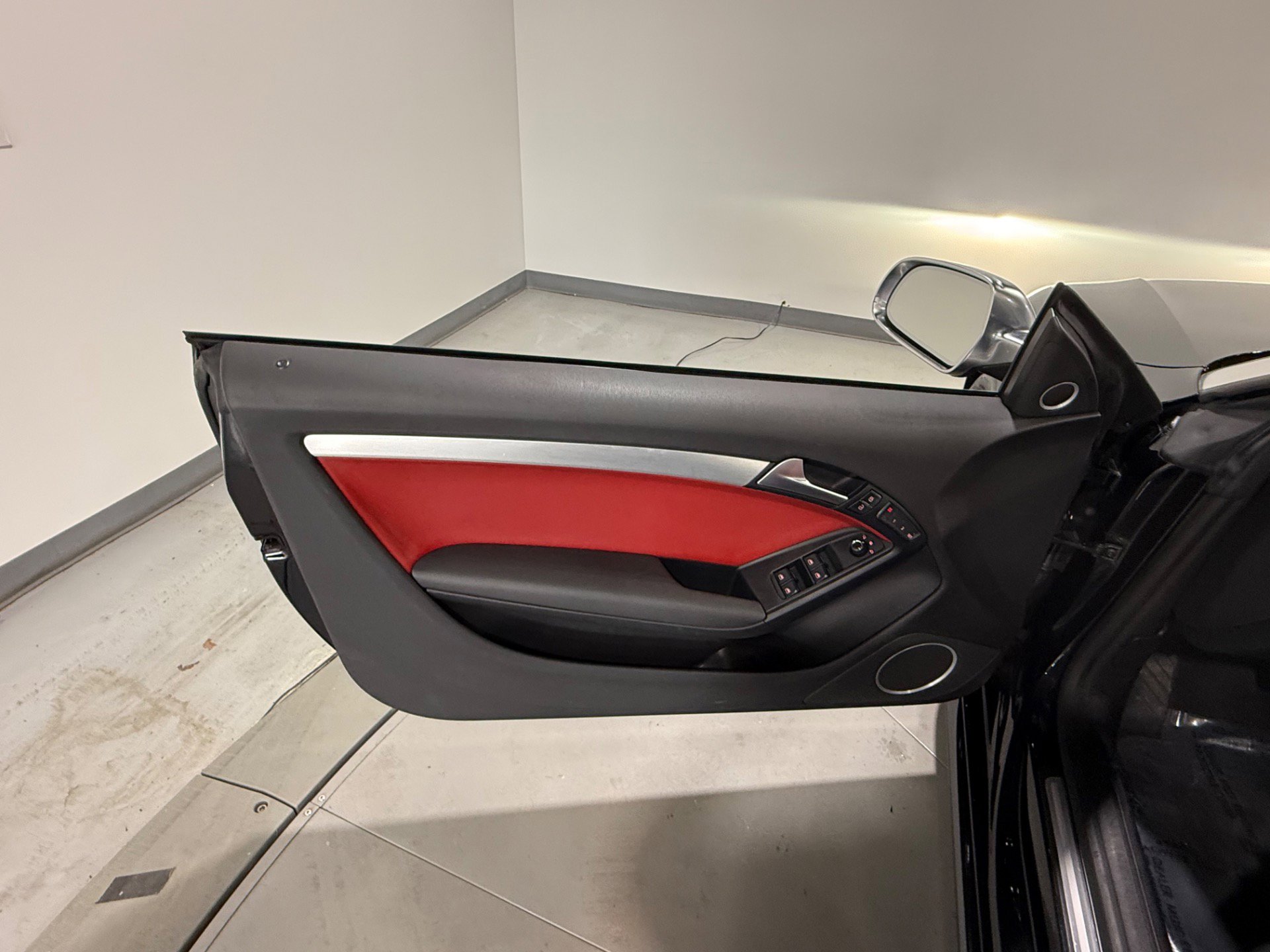 Used 2010 Audi S5 Prestige image 25