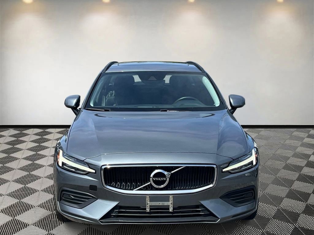 Used 2020 Volvo V60 T5 Momentum w/ Protection Package image 8