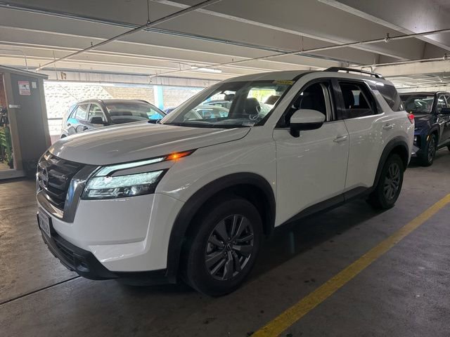 Used 2025 Nissan Pathfinder SV