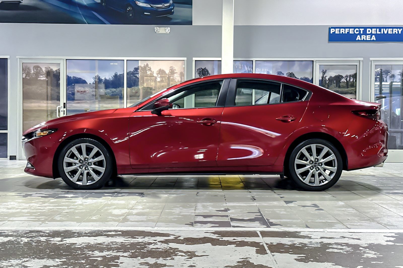 Used 2022 MAZDA MAZDA3 s image 2