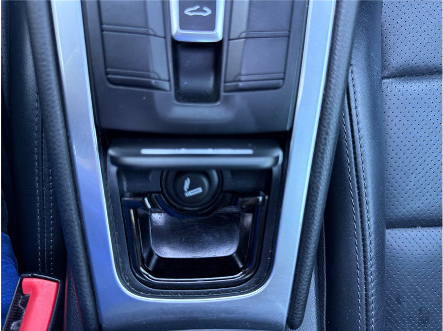 Used 2017 Porsche 911 Carrera RWD image 23