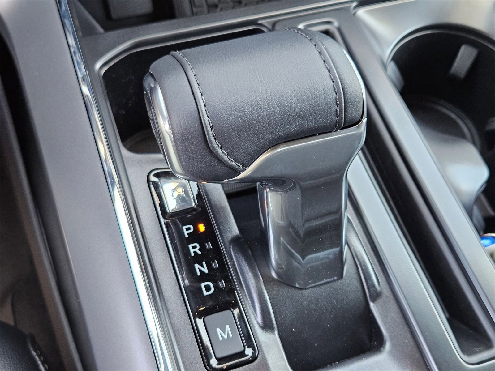 New 2025 Ford F150 Lariat w/ Equipment Group 502A High image 15