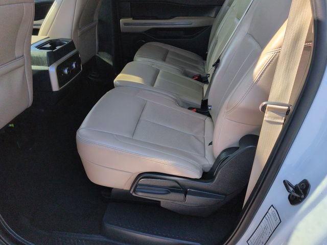 Used 2023 Ford Expedition Max XLT AWD/4WD image 28