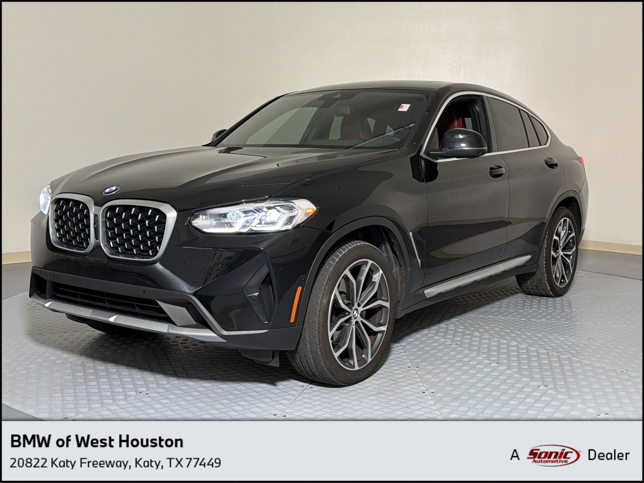 Used 2024 BMW X4 xDrive30i w/ Parking Assistance Package